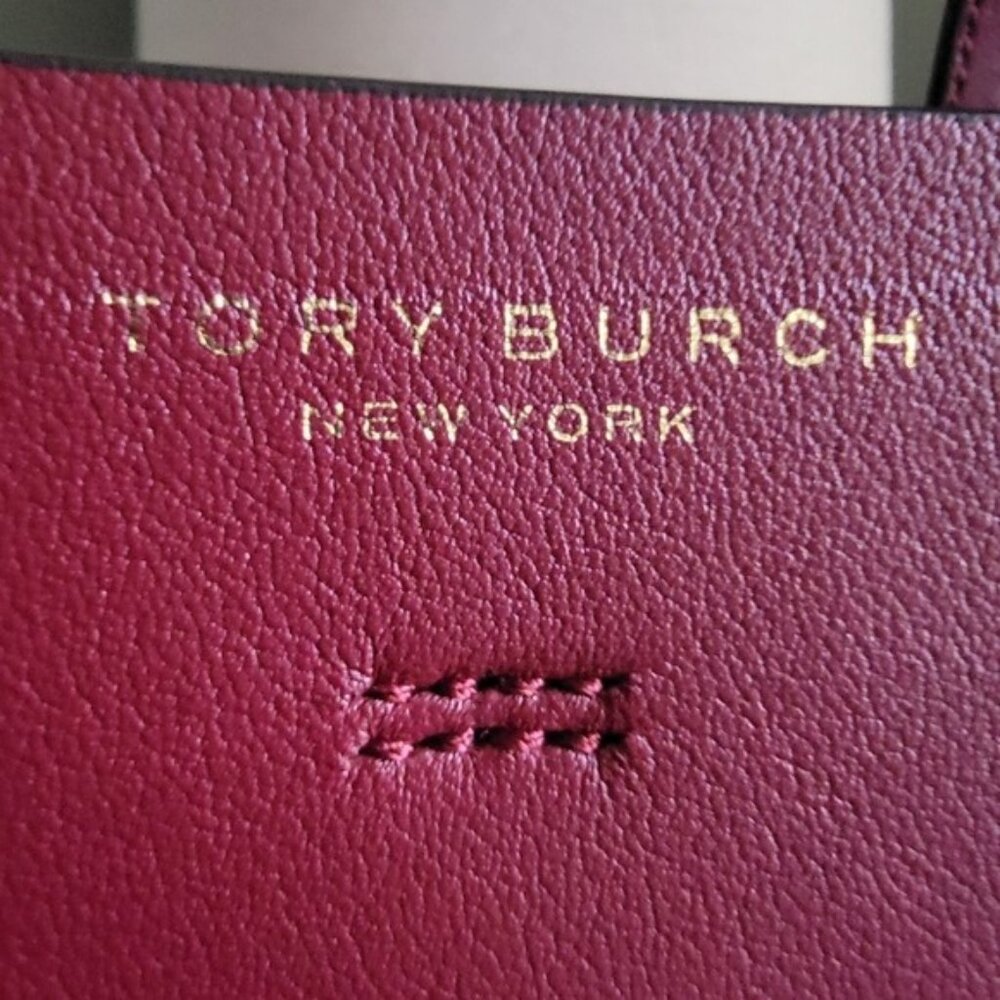 Tory Burch Block-T Tote Burgundy Leather Shopper Tote Bag - Picture 12 of 16